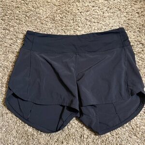 Lululemon Black Speed Up Mid-Rise Short 4” size 8